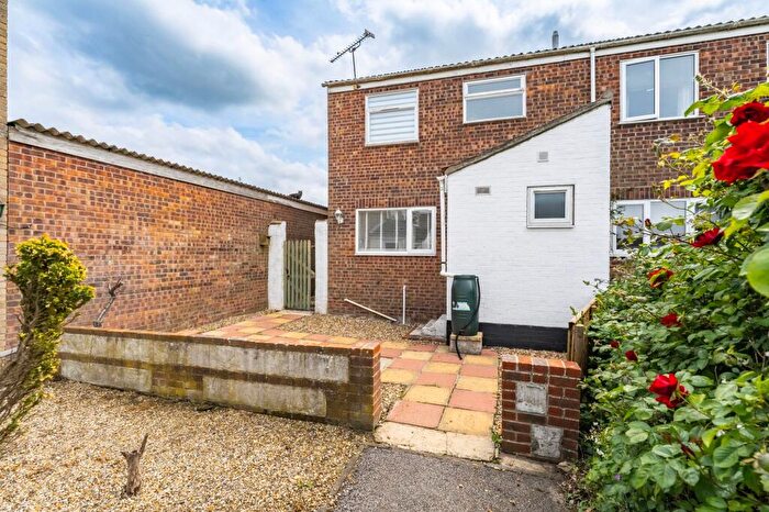3 Bedroom End Of Terrace House For Sale In Lovell Gardens, Watton, IP25