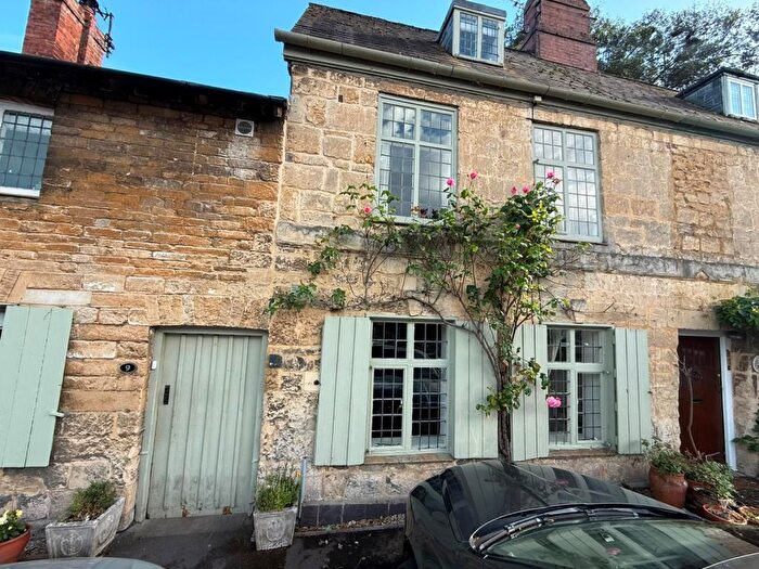 3 Bedroom Terraced House To Rent In Wolvercote, Oxford, OX2