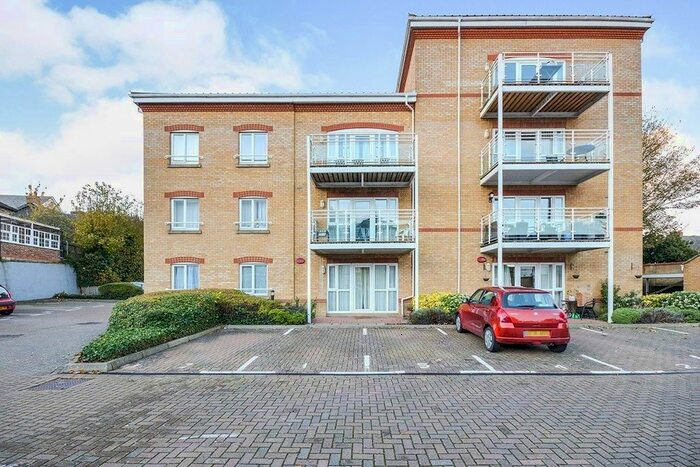 2 Bedroom Flat To Rent In The Coach Yard, 372A Tonbridge Road, Maidstone, Kent ME16