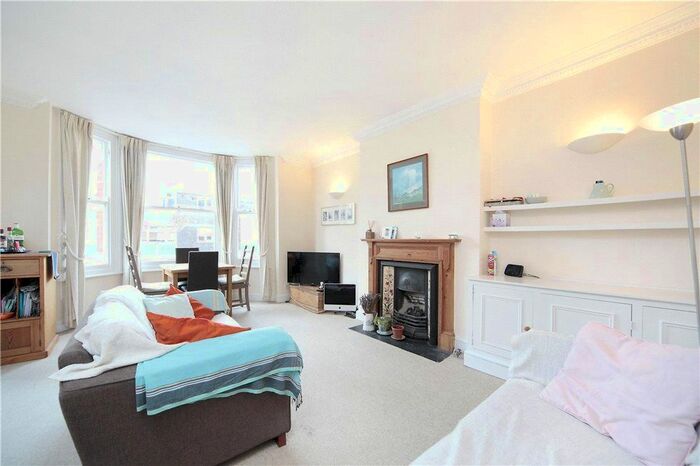 2 Bedroom Flat To Rent In Cautley Avenue, Clapham Common, SW4