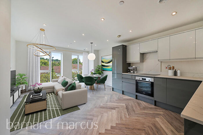 2 Bedroom Apartment To Rent In Hyde Road, South Croydon, CR2