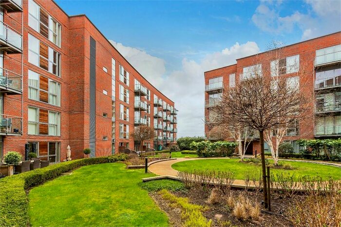 2 Bedroom Apartment To Rent In The Heart, Walton-On-Thames, Surrey, KT12