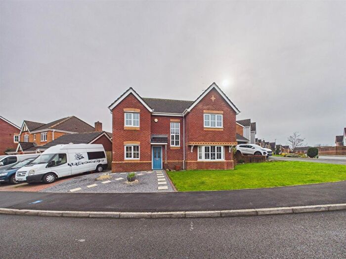 4 Bedroom Detached House For Sale In Golwg-Y-Tywyn, Burry Port, SA16
