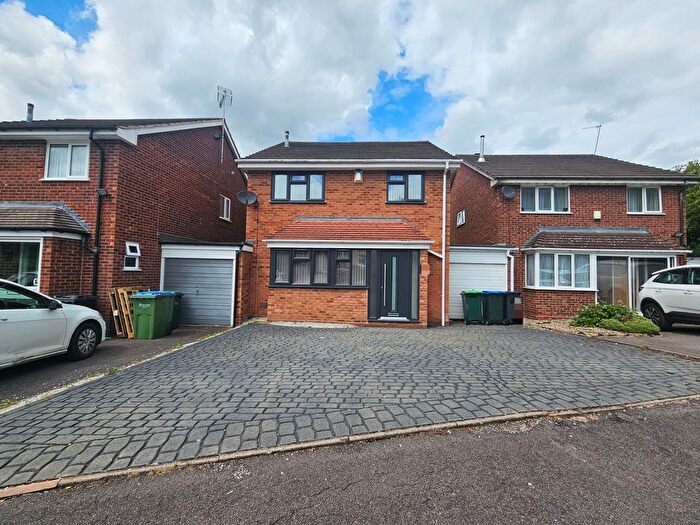 4 Bedroom Property To Rent In Little Croft, Birmingham, B43