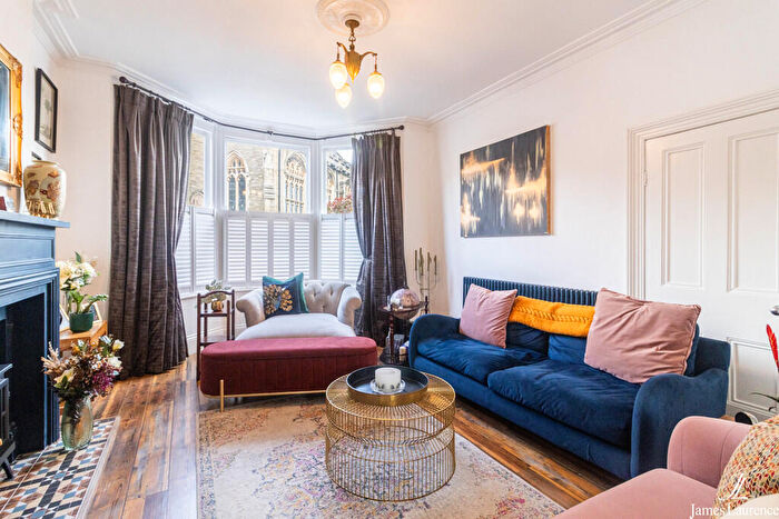 4 Bedroom Semi-Detached House For Sale In Summerfield Crescent, Edgbaston, Birmingham, B16
