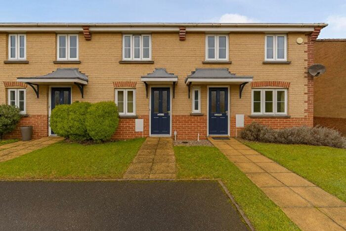 2 Bedroom Terraced House For Sale In Flazen Close, Bournemouth, BH11