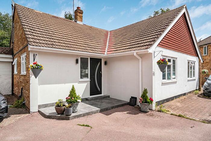 4 Bedroom Bungalow For Sale In Inglehurst, New Haw, Addlestone, Surrey, KT15