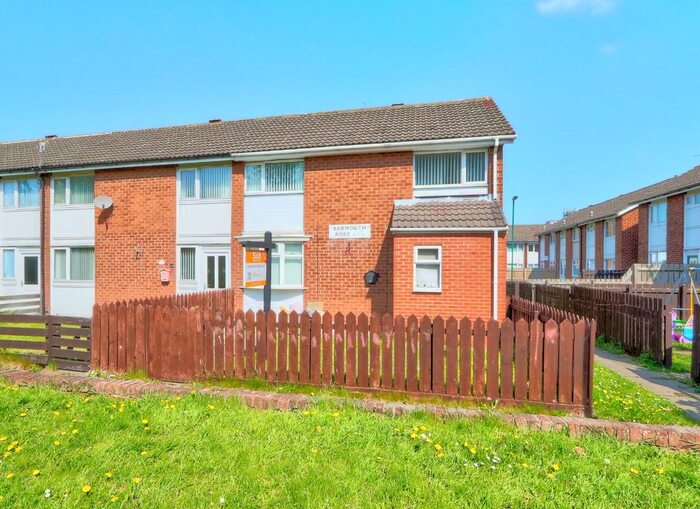 3 Bedroom Semi-Detached House To Rent In Barmouth Road, Eston, TS6