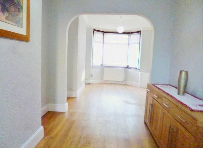 3 Bedroom End Of Terrace House To Rent In Sandringham Road, Watford WD24