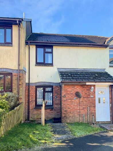 2 Bedroom Terraced House To Rent In Inney Close, Callington, PL17