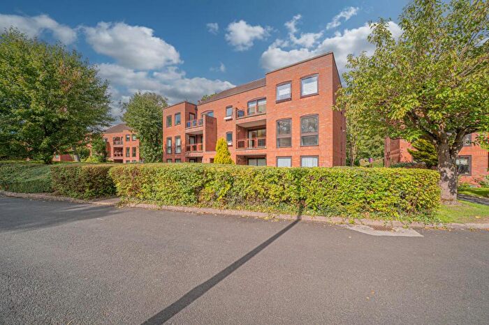 2 Bedroom Apartment For Sale In Princes Way, Solihull, B91