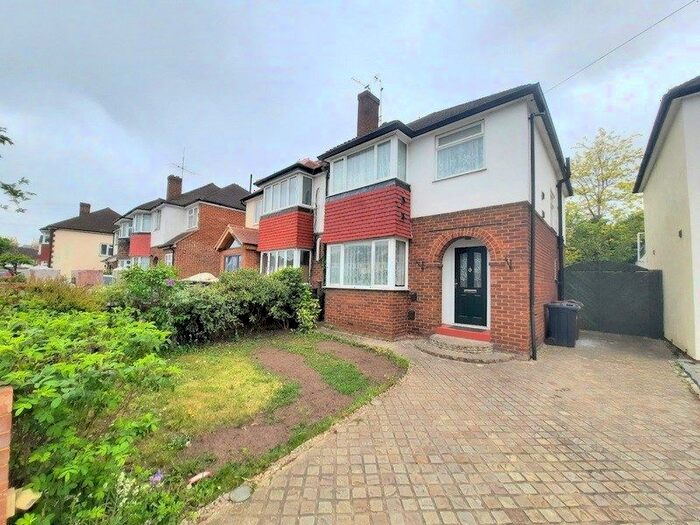 3 Bedroom Semi-Detached House To Rent In Benedict Drive, Feltham, TW14