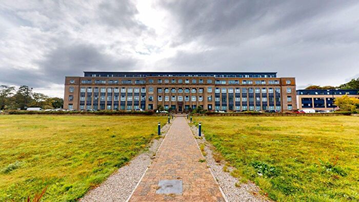 1 Bedroom Flat For Sale In Card House, Bingley Road, Bradford, BD9