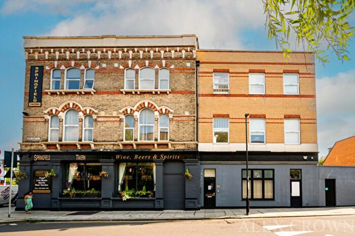 1 Bedroom Flat To Rent In Bounds Green Road, Bounds Green, N11