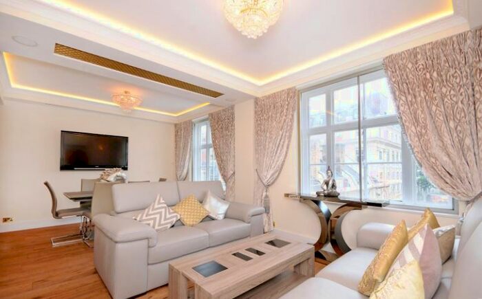 2 Bedroom Barn Conversion To Rent In Hertford Street, Mayfair, London, W1J