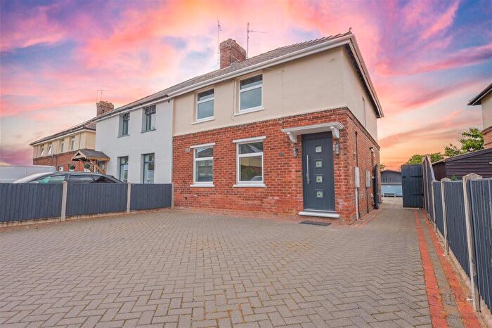 4 Bedroom Semi Detached House For Sale In Goodfellows Road, Spalding, PE11
