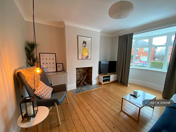 2 Bedroom Flat To Rent In Heaton, Newcastle Upon Tyne, NE6