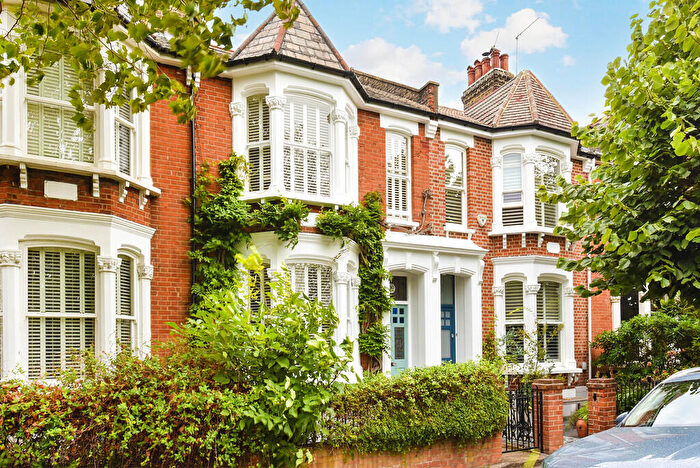 5 Bedroom Terraced House For Sale In Meynell Crescent, London, E9