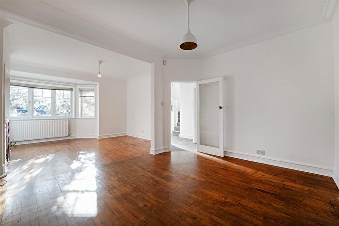 3 Bedroom Semi-Detached House To Rent In Messaline Avenue, Acton, W3