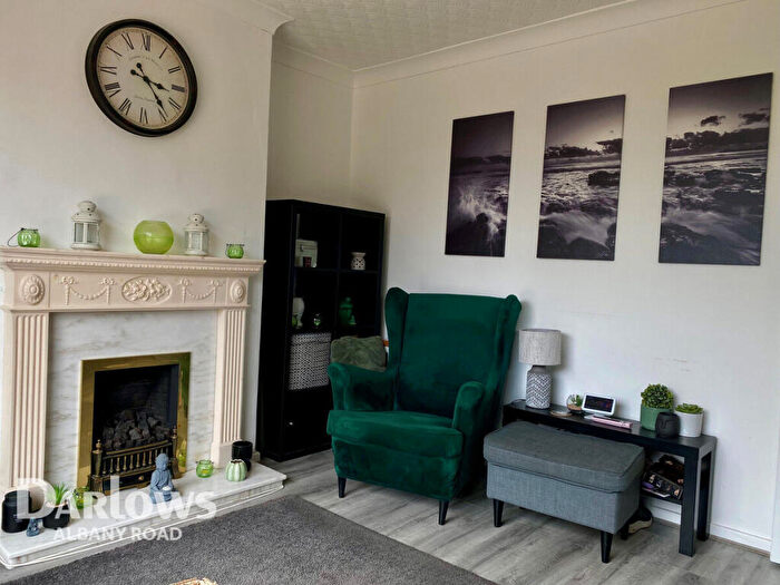 4 Bedroom Semi Detached House To Rent In Mayflower Avenue, Cardiff, CF14