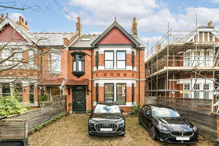 2 Bedroom Flat For Sale In Creffield Road, Ealing, W5