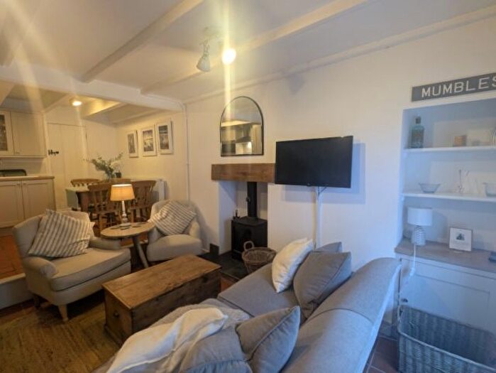 2 Bedroom Cottage To Rent In Rockhill, Mumbles, Swansea, SA3