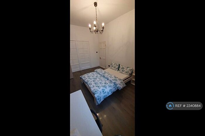 4 Bedroom Terraced House To Rent In Delaunays Road, Manchester, M8