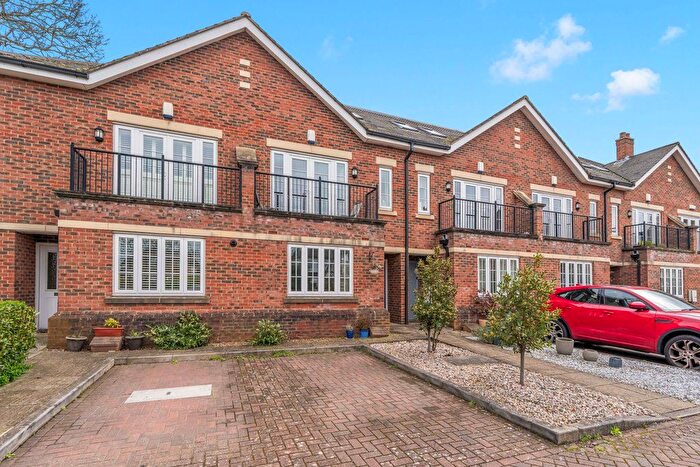 4 Bedroom Terraced House For Sale In Quiberon Court, Sunbury-On-Thames, TW16