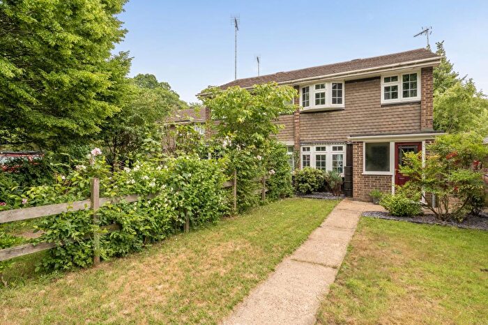 3 Bedroom Semi Detached House For Sale In Francis Chichester Close, SL5