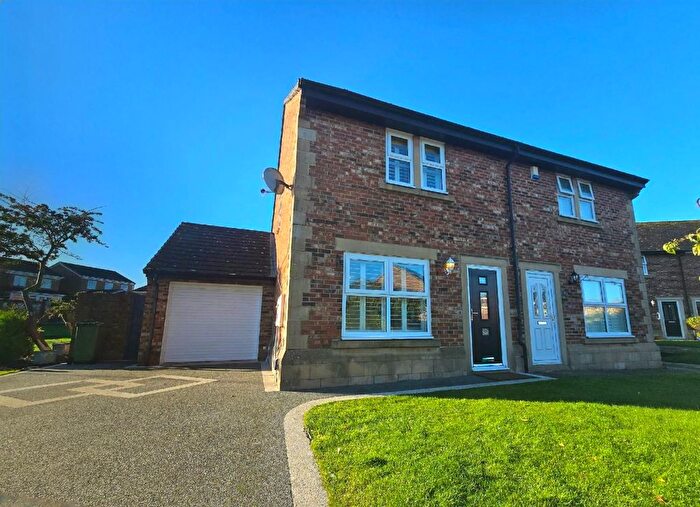 3 Bedroom Semi Detached House For Sale In Ingleborough Lane, Ingleby Barwick, Stockton-On-Tees, TS17