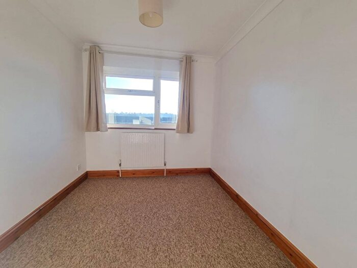 3 Bedroom Terraced House For Sale In Maylin Close, Hitchin, Hertfordshire, SG4