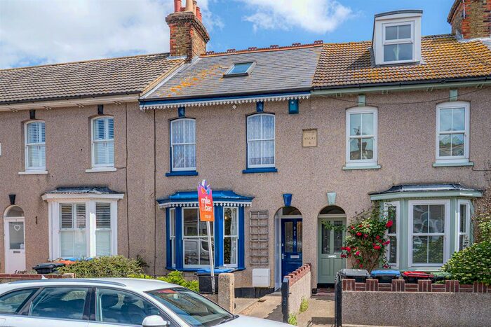 3 Bedroom Property To Rent In South Road, Herne Bay, CT6