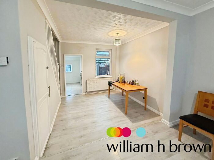 2 Bedroom End Of Terrace House To Rent In Winnock Road, Colchester, CO1