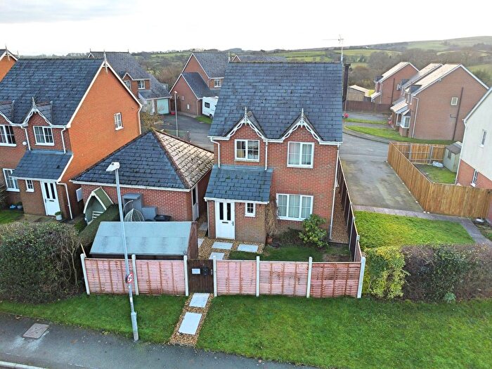3 Bedroom Detached House For Sale In Meillionydd, Adfa, Newtown, Powys, SY16