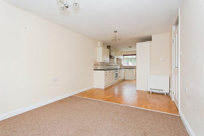 2 Bedroom Semi-Detached Bungalow For Sale In Granhams Close, Great Shelford, Cambridge, CB22