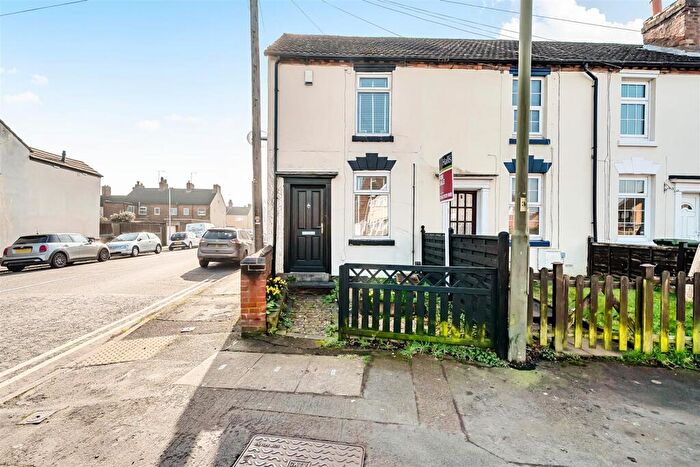 2 Bedroom End Of Terrace House For Sale In Mason Road, Kidderminster, DY11