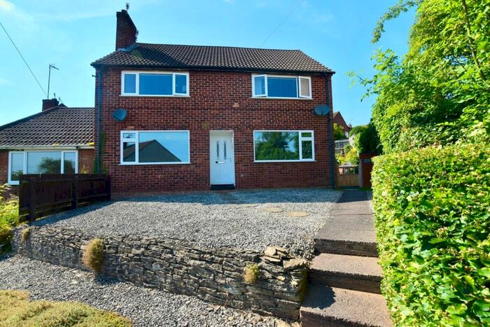 2 Bedroom Maisonette To Rent In Denham Avenue, Allesley Park, Coventry - Well Appointed Bedroom Ground Floor Maisonette, CV5