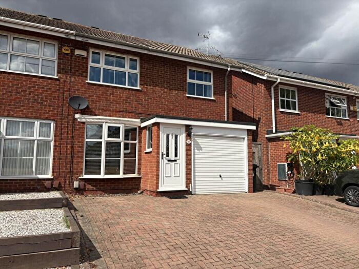 3 Bedroom Semi Detached House To Rent In Colemansmoor Road, Woodley, RG5