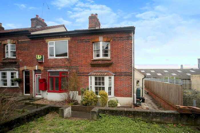 2 Bedroom House To Rent In Mary Street, Yeovil, BA21