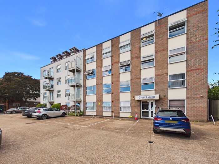 1 Bedroom Flat For Sale In Church Road, Ashford, Surrey, TW15