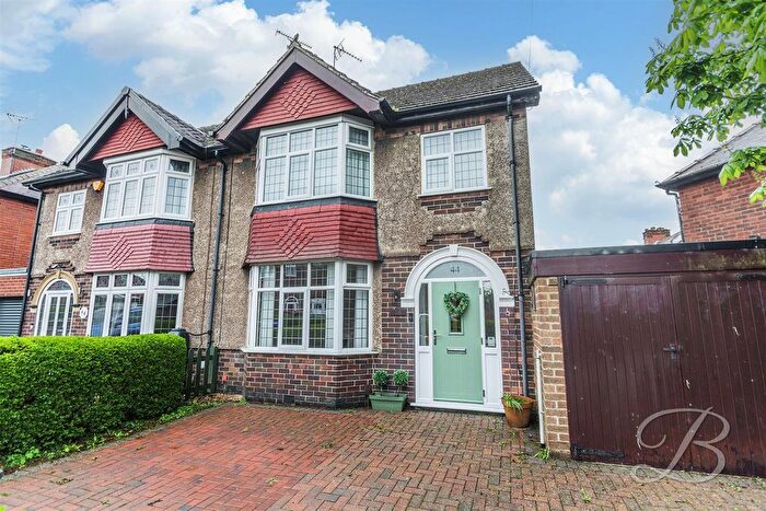 3 Bedroom Semi Detached House For Sale In Columbia Avenue, Sutton-In-Ashfield, NG17
