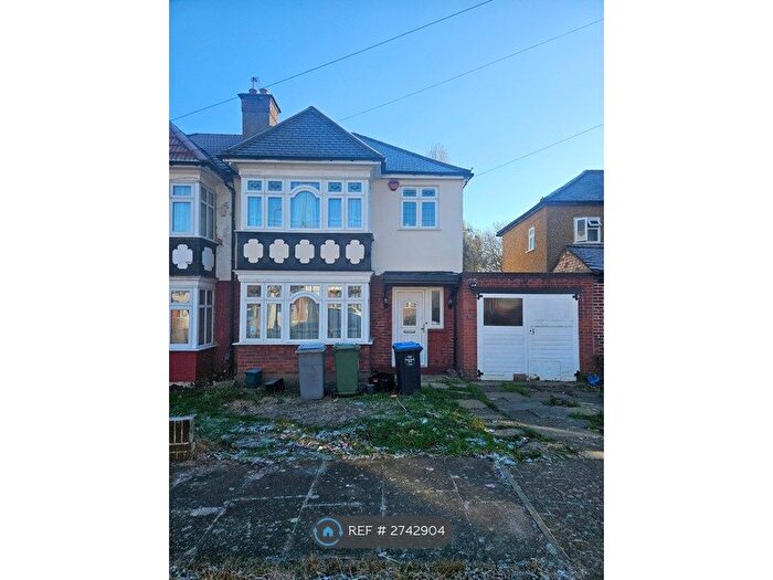 3 Bedroom Semi Detached House To Rent In Rydal Gardens, Wembley, HA9