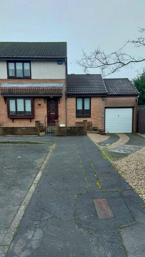 3 Bedroom Semi-Detached House To Rent In Dalvait Gardens, Alexandria, Dunbartonshire, G83