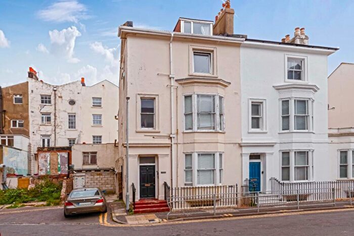 1 Bedroom Apartment For Sale In St. Margarets Place, Brighton, BN1