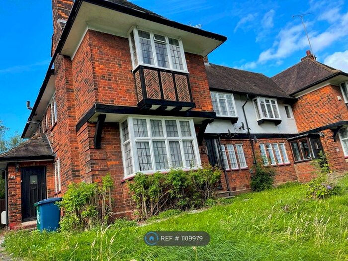 3 Bedroom Maisonette To Rent In Lyttelton Road, London, N2