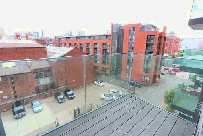 2 Bedroom Apartment To Rent In Block A :: Local Blackfriars, M3