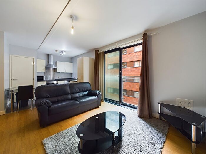 2 Bedroom Flat To Rent In Tabley Street, City Centre, Liverpool, L1