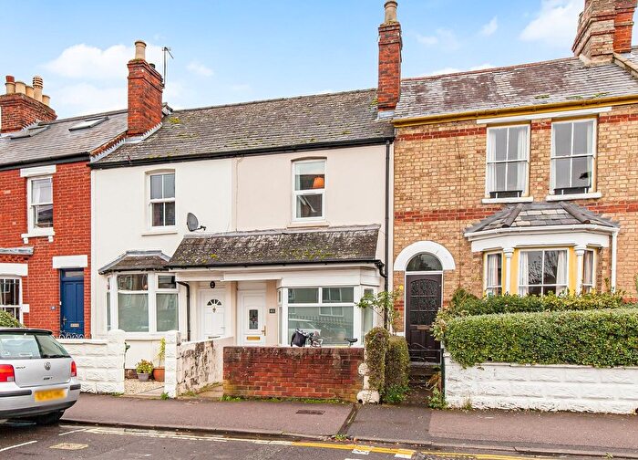 3 Bedroom Terraced House To Rent In Hurst Street, Cowley, Oxford, OX4