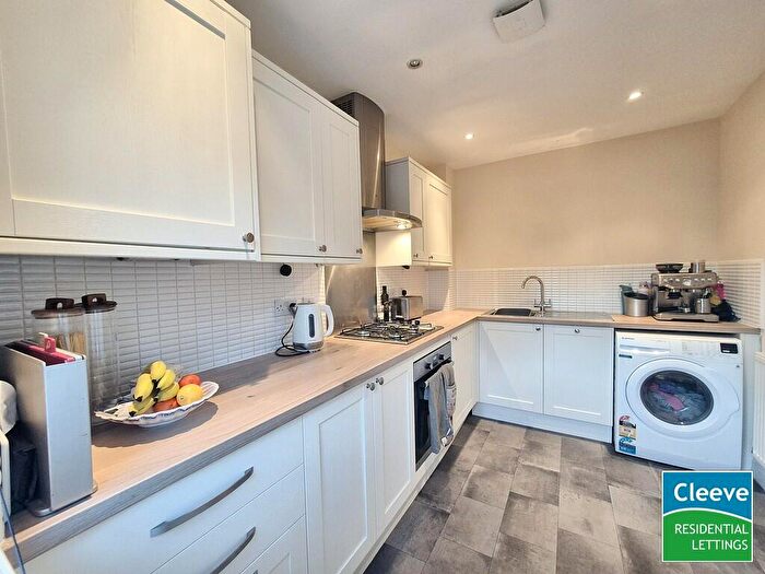 4 Bedroom Town House To Rent In Clearwell Gardens, Cheltenham, GL52