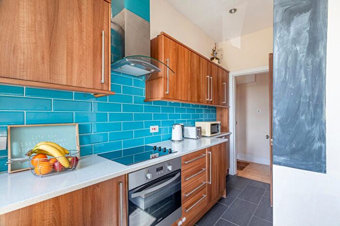 1 Bedroom Apartment For Sale In Dumbarton Road, Partick, Glasgow, G11